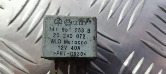 Volkswagen Golf IV Other relay 141951253b 20240072