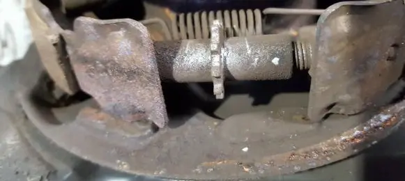 Toyota Avensis T250 Handbrake/parking brake pads 