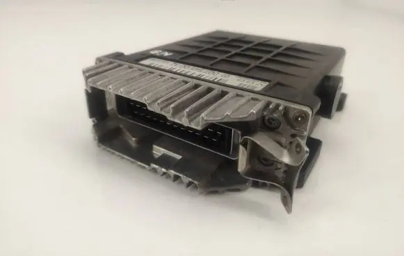 Mercedes-Benz S W126 Air suspension control unit module (rear) 0075450032 412220001007 A0075450032