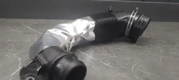 Volkswagen Phaeton Air intake duct part 3D0129615E