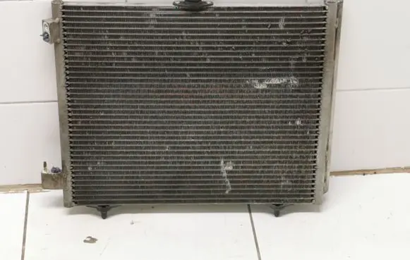 Peugeot 207 A/C cooling radiator (condenser)