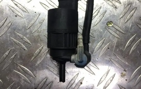 Renault Scenic I Windscreen/windshield washer pump 7700821782