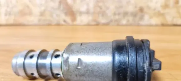 BMW 7 E65 E66 Camshaft vanos timing valve 11361707323