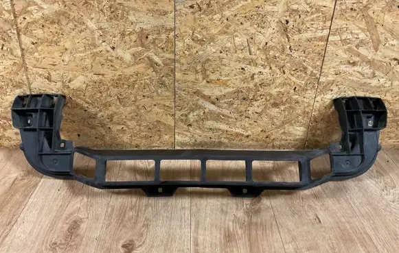 Audi TT Mk1 Rear bumper mounting bracket 8N0807458