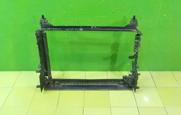 Jaguar XE other engine part GX738B588C