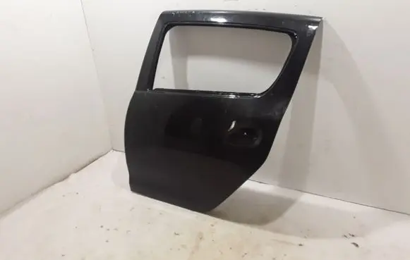 Dacia Sandero Rear door 821017625R