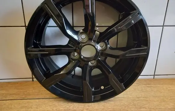 Nissan Micra R15 alloy rim KE4091H000