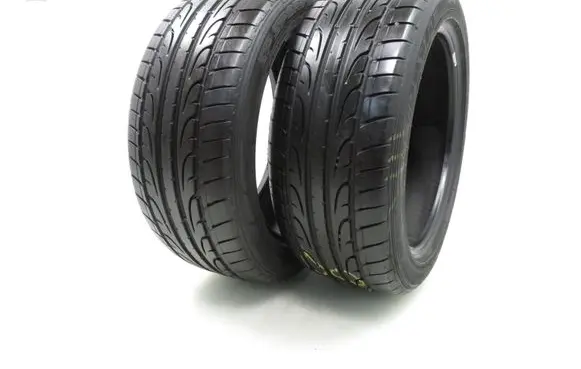 Volkswagen Golf V R16 summer tire 
