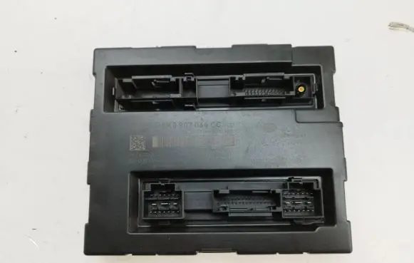 Audi A4 S4 B8 8K Comfort/convenience module 8K0907064CC 5DK00991833