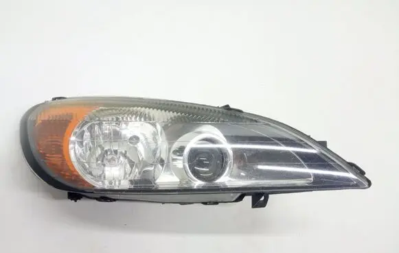 Nissan Primera Headlight/headlamp 89005900