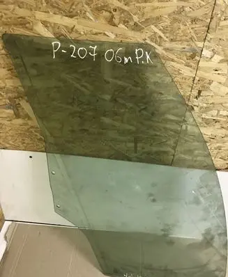 Peugeot 207 Front door window glass four-door