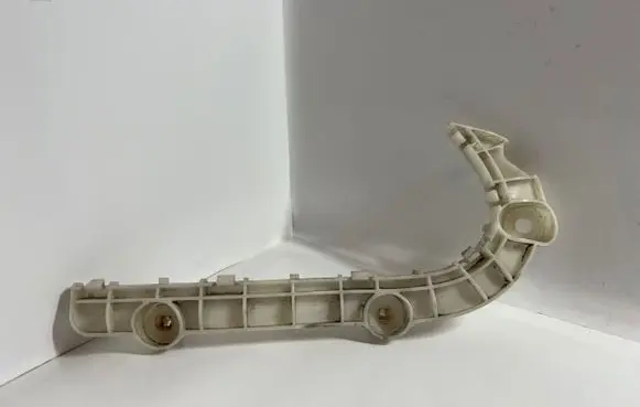 Mitsubishi Outlander Front bumper mounting bracket 1Z6P