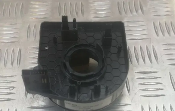Volkswagen Polo IV 9N3 Airbag slip ring squib (SRS ring) 283396