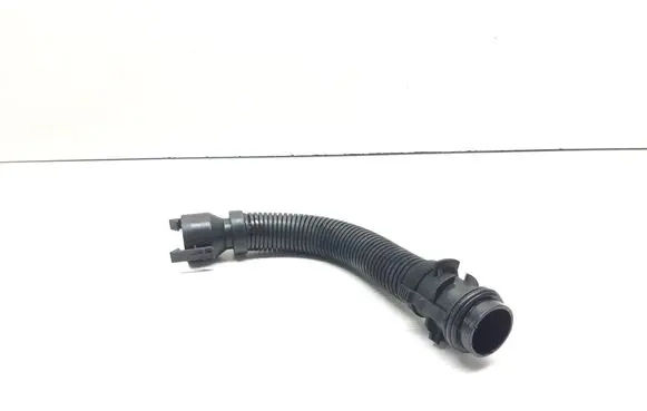 BMW 3 E90 E91 Breather hose/pipe 