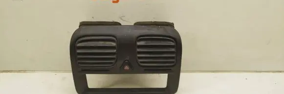 Subaru Forester SF Dash center air vent grill