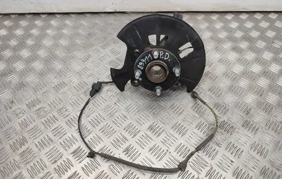 Mazda 2 Front wheel hub