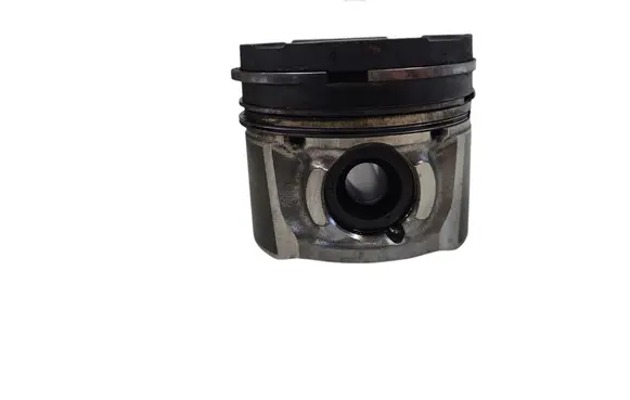 Volvo V50 Piston 