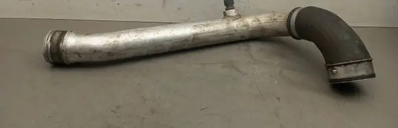 BMW X5 E53 Intercooler hose/pipe 5674052