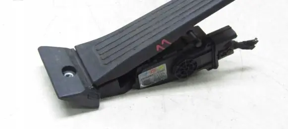 KIA Optima Accelerator throttle pedal