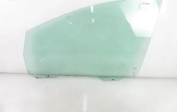 Seat Alhambra (Mk2) Front door window glass four-door 