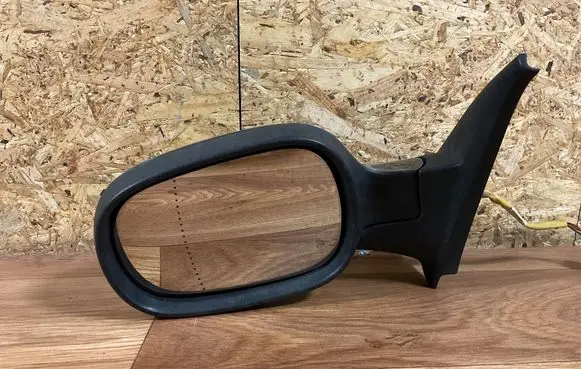 Nissan Micra Front door electric wing mirror E2011031