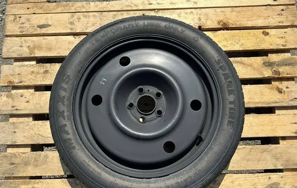 Lincoln Continental R18 spare wheel FT4C-1015-A2B