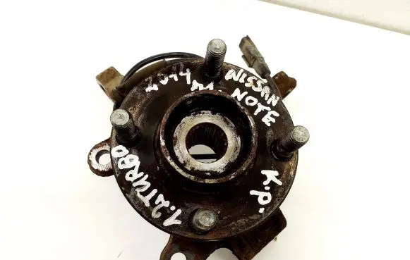 Nissan Note (E12) Front wheel hub 479101HA0A
