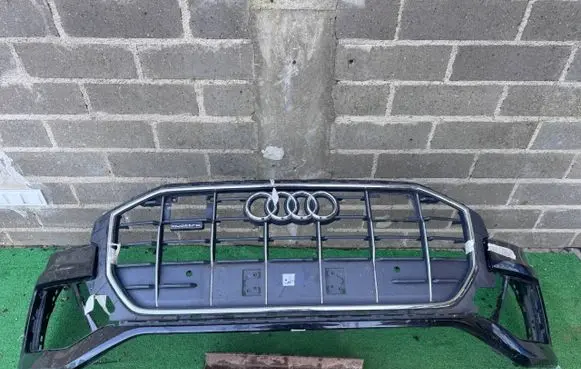 Audi Q8 Front bumper 