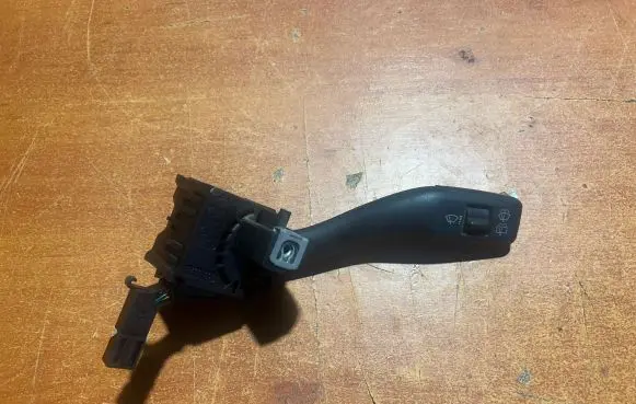 Audi A3 S3 8P Wiper control stalk 8P0953519
