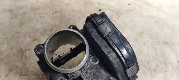 Peugeot 5008 Throttle valve 9673534480 28275019