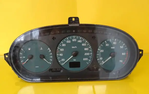 Renault Scenic I Speedometer (instrument cluster) 7700844181F P7700844181 P7700844181F