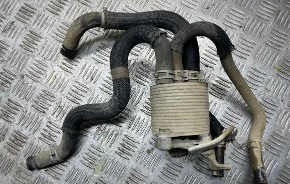 Subaru Legacy Oil filter mounting bracket 150521