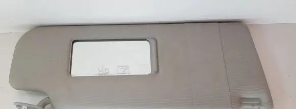 Sun visor