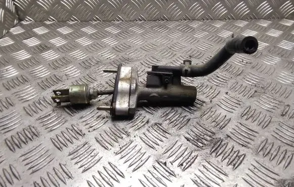 Clutch slave cylinder