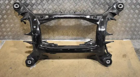 BMW X3 G01 Engine mounting bracket 6870991