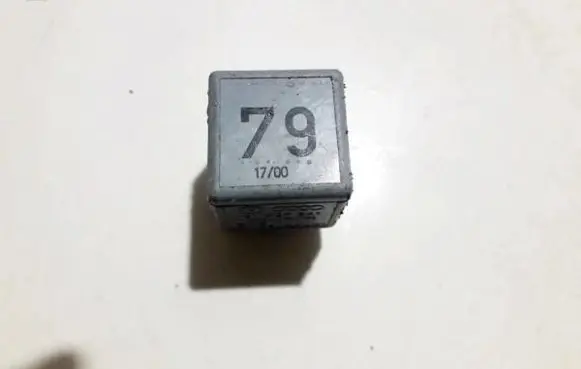 Volkswagen PASSAT B6 Other relay 191927841 v23134-a52-x196