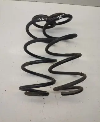 Mercedes-Benz A W176 Rear coil spring