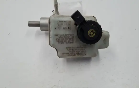 Volkswagen Golf Plus Master brake cylinder 1K1614019K