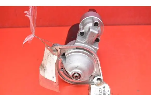 Toyota Avensis Verso Starter motor S0020