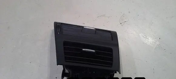 BMW X5 E70 Dash center air vent grill 7161803