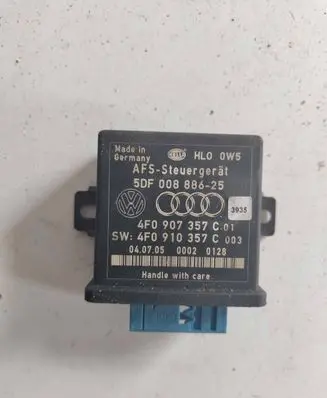 Audi A8 S8 D3 4E Light module LCM 5DF00888625 4F0907357C 4F0910357C