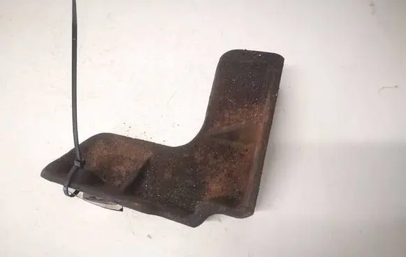Peugeot 407 Engine mounting bracket 213110C