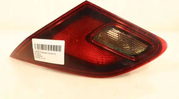 Opel Astra J Rear/tail lights E245027