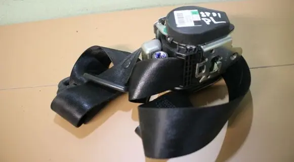 Audi A3 S3 8P Front seatbelt 8P4857706D