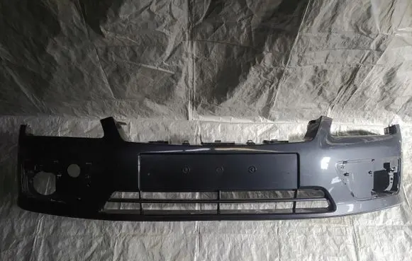 Ford Focus Front bumper 4M5117757