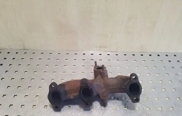 Audi A2 Exhaust manifold 045253033 045258033