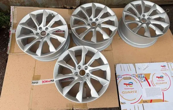 Audi A4 S4 B8 8K R19 alloy rim 8T0601025BC 4F0601165N
