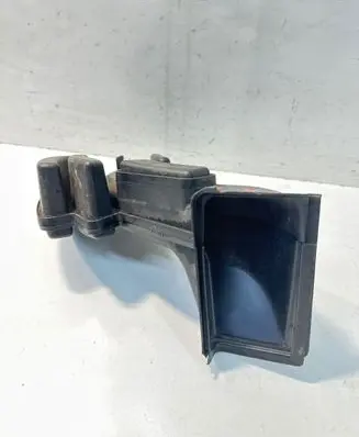 Renault Koleos II Intake resonator 4BE0B