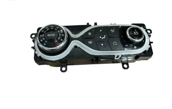 Renault Zoe Climate control unit 275107386R E10670900 1510171220