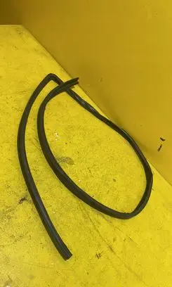 Land Rover Range Rover L322 Rubber seal loading door 186KM